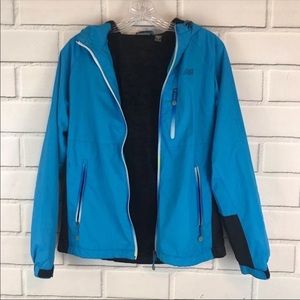 New Balance Women’s Zipper Jacket With Hood.